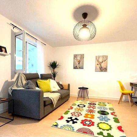 City View Studio In The Heart Of Bucharest Apartamento Exterior foto