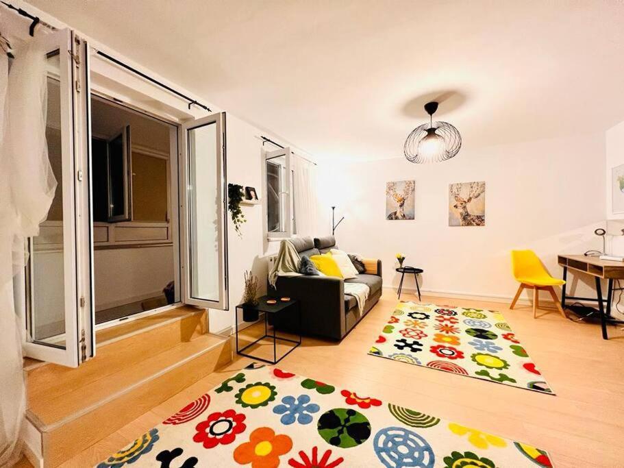 City View Studio In The Heart Of Bucharest Apartamento Exterior foto